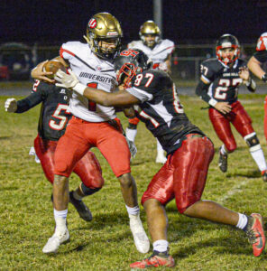 Hawks bounce back at Oak Hill, down the Red Devils, 44-3